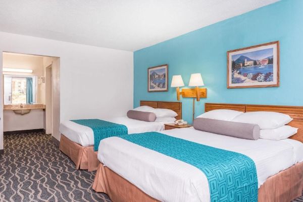 Howard Johnson Inn Commerce GA